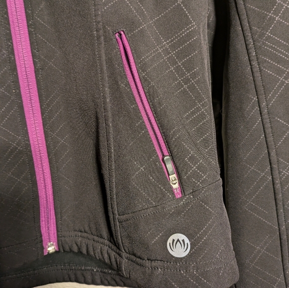 Mondetta Women's Black Jacket with Pink Accents Size Medium - Picture 4 of 8